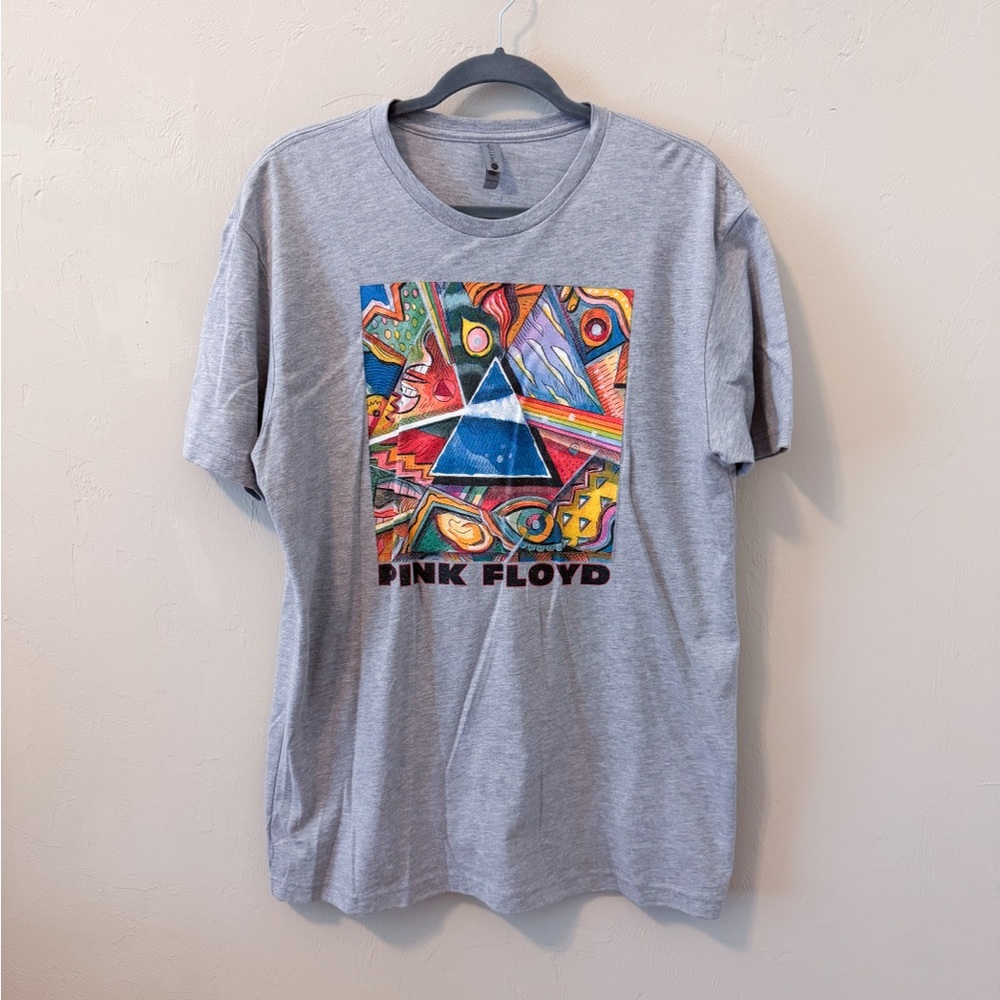 Pink Floyd Gray Short Sleeve Tee with Iconic Prism Design